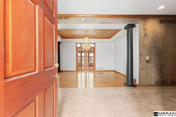 4412 N 195th Circle, Elkhorn, NE 68022