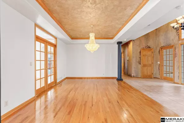 4412 N 195th Circle, Elkhorn, NE 68022