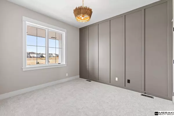 10907 N 167th Street, Bennington, NE 68007