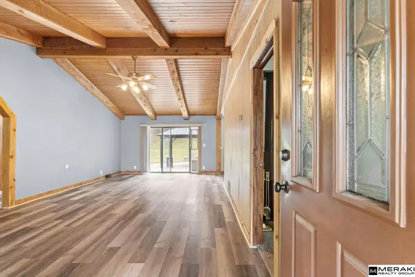 2006 Pleasantview Lane, Bellevue, NE 68005