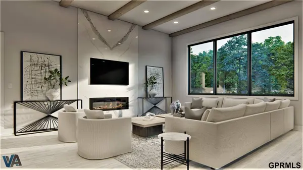 17027 S Reflection CIR, Bennington, NE 68007