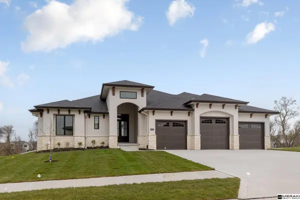 21102 Sherman DR, Elkhorn, NE 68022