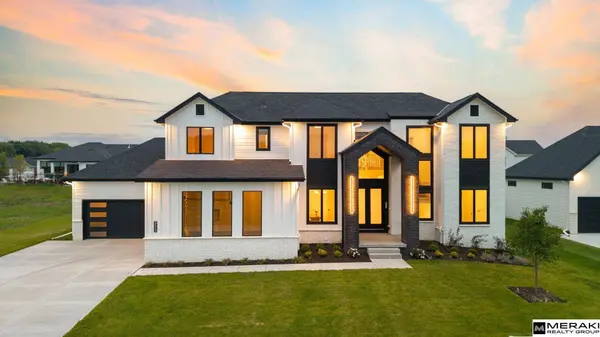3513 S 221st ST, Elkhorn, NE 68022