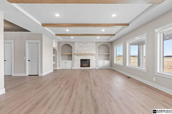 16618 Abigail ST, Bennington, NE 68007