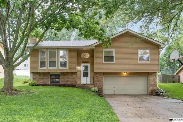 5420 N 128 ST, Omaha, NE 68164