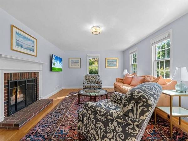 4 Huron Road, Acton, MA 01720