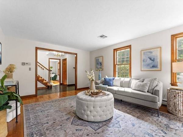 769 Edgell Rd, Framingham, MA 01701