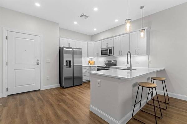 3312 Briarwood Vlg #3312, Clinton, MA 01510