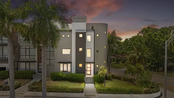 92 W Davis Blvd, Tampa, FL 33606-3535