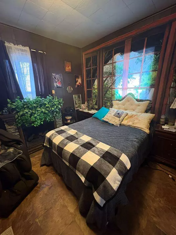 121 Grove Street, Bluefield, VA 24605