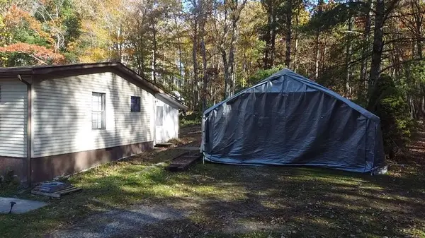 89 Boulder Trail, Pipestem, WV 25979