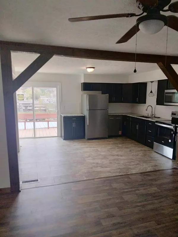 9 Amber Lane, Princeton, WV 24739