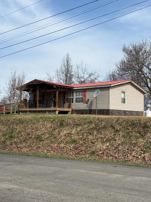 1729 Horton Ridge Road, Swords Creek, VA 24649