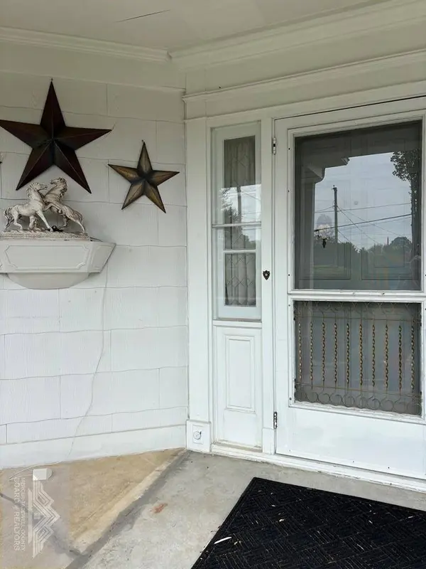 2215 Walton Avenue, Bluefield, WV 24701