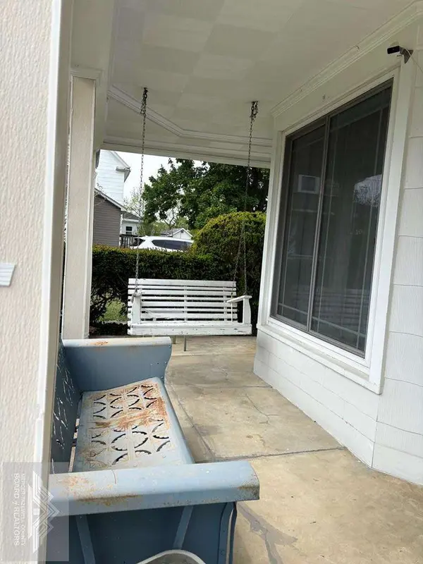 2215 Walton Avenue, Bluefield, WV 24701