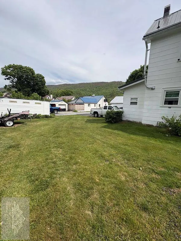 2215 Walton Avenue, Bluefield, WV 24701