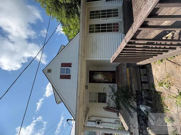 900 Ball Avenue, Mullens, WV 25882