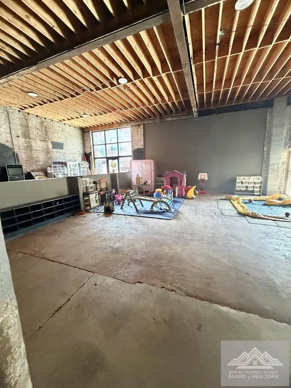 156 Mcdowell Street, Welch, WV 24801