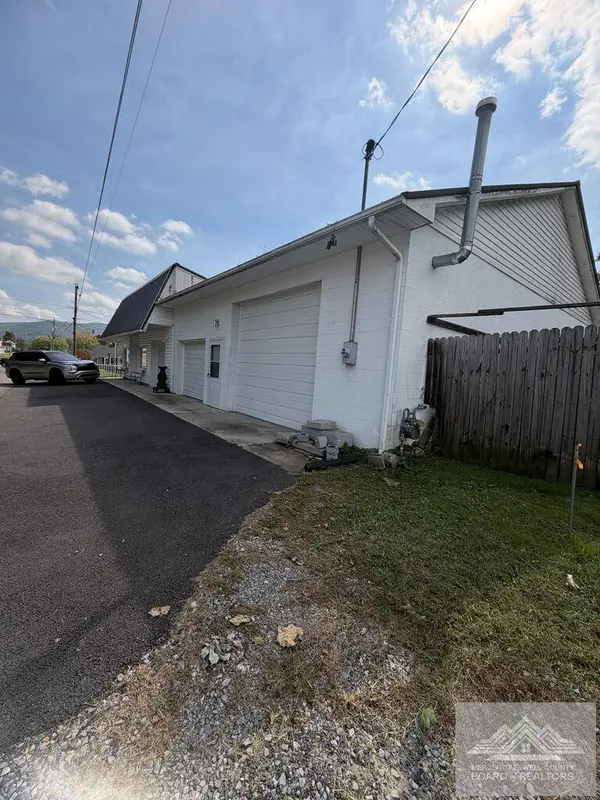 105 N 20th Street, Wytheville, WV 24832
