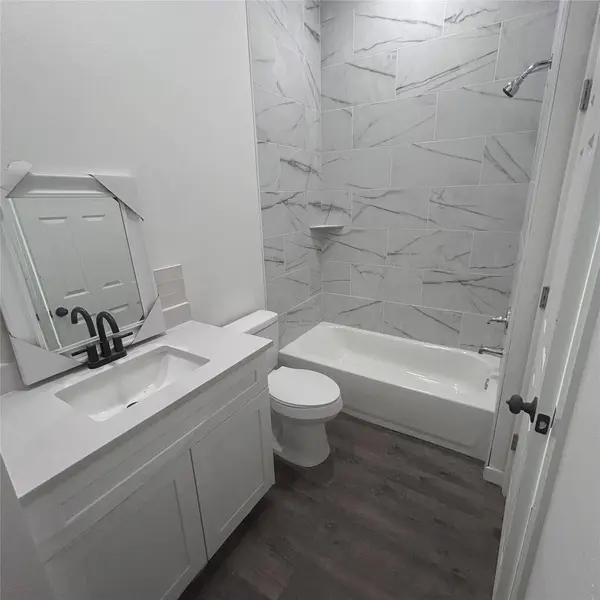 138 Blushing DR, Cedar Creek, TX 78612