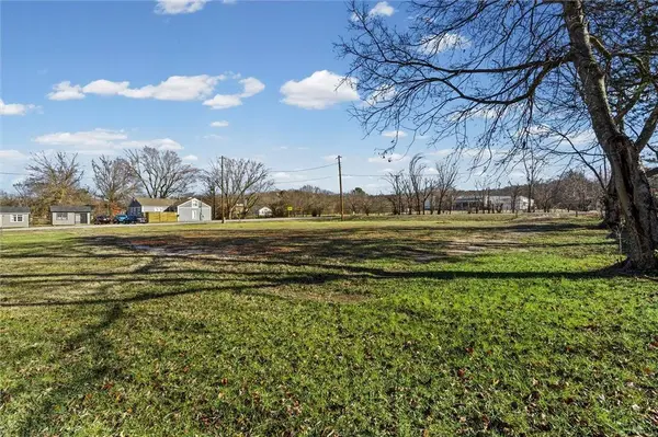 825 W Montgomery St, Fayetteville, AR 72701