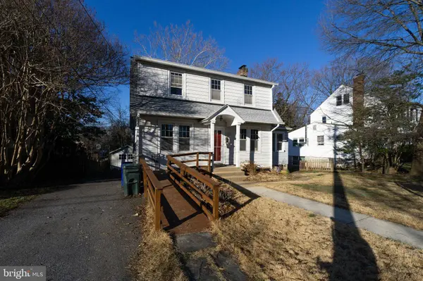 4302 SHERIDAN ST, University Park, MD 20782