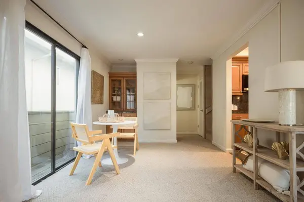 504 Ocean AVE 4, Monterey, CA 93940