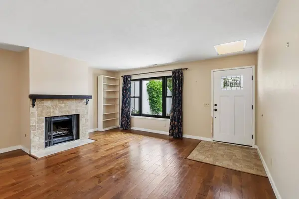1712 Escalona DR, Santa Cruz, CA 95060