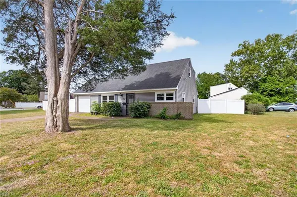 707 Red Mill RD, Norfolk, VA 23502