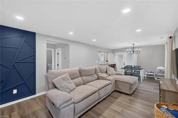 834 Dryden ST, Virginia Beach, VA 23462