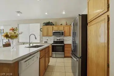 8472 Indigo Harbor AVE, Las Vegas, NV 89117