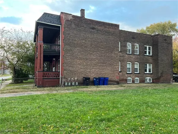 2237 E 73rd ST, Cleveland, OH 44103