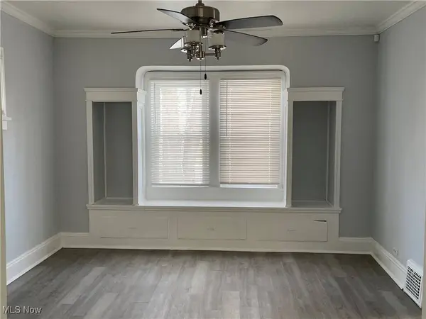 3377 Lownesdale RD, Cleveland Heights, OH 44112