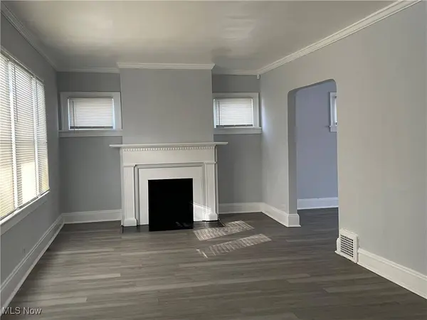 3377 Lownesdale RD, Cleveland Heights, OH 44112