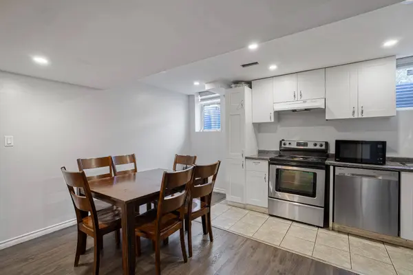 86 Seward CRES, Ajax, ON L1Z 1Y9