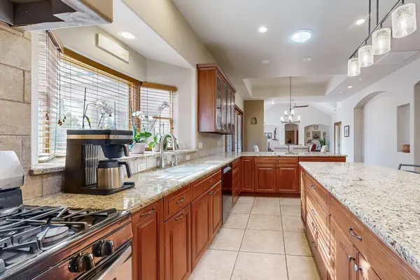 3 WILDCAT CT, Tijeras, NM 87059