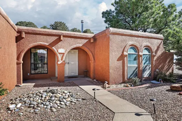 11715 Arroyo De Vista NE, Albuquerque, NM 87111