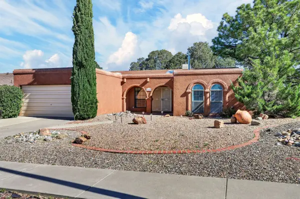11715 Arroyo De Vista NE, Albuquerque, NM 87111