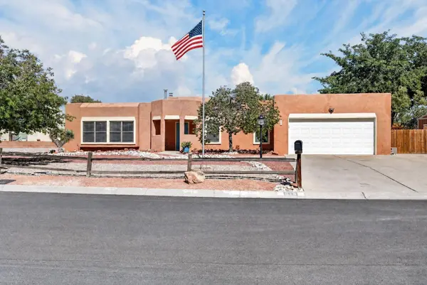 916 Player LOOP SE, Rio Rancho, NM 87124