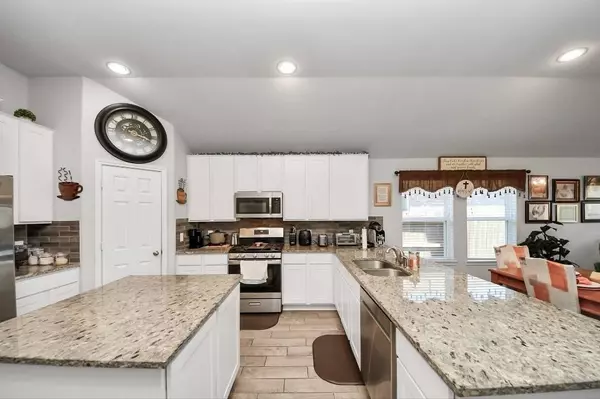 15527 Abbotshall Bend DR, Humble, TX 77346