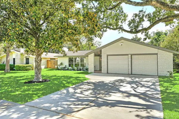 4525 Kingfisher DR, Houston, TX 77035