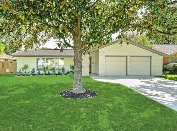 4525 Kingfisher DR, Houston, TX 77035