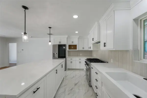 4525 Kingfisher DR, Houston, TX 77035