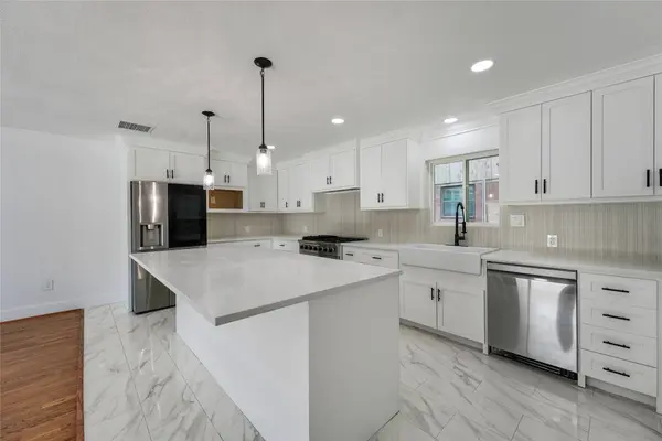 4525 Kingfisher DR, Houston, TX 77035