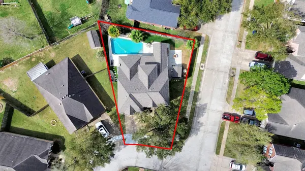 4502 Sienna Heights CT, Pasadena, TX 77505