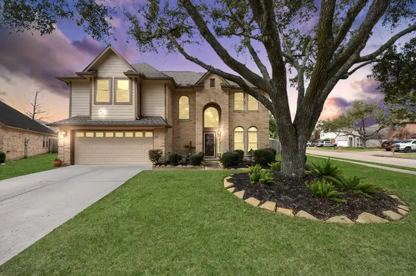 4502 Sienna Heights CT, Pasadena, TX 77505
