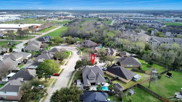 4502 Sienna Heights CT, Pasadena, TX 77505