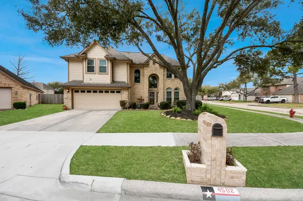 4502 Sienna Heights CT, Pasadena, TX 77505