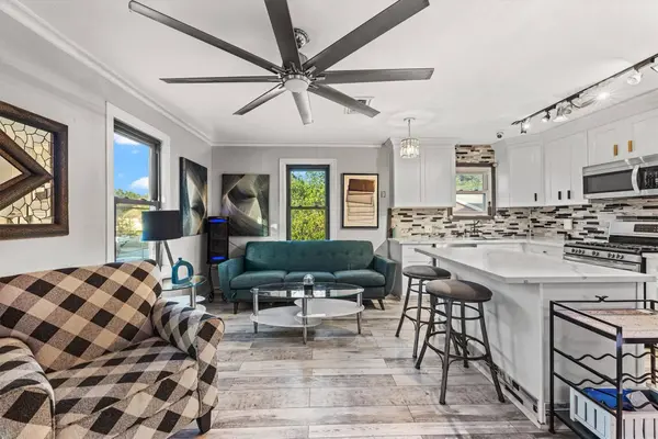 5411 Avenue R 1/2, Galveston, TX 77551