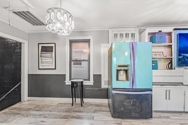 5411 Avenue R 1/2, Galveston, TX 77551